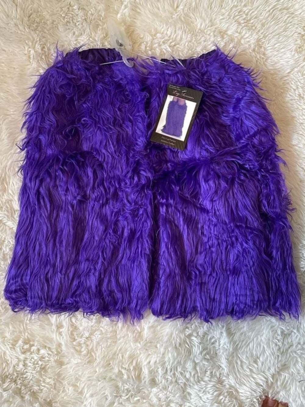 Leg Avenue Purple Furry Leg Warmers Style 3934 One Size